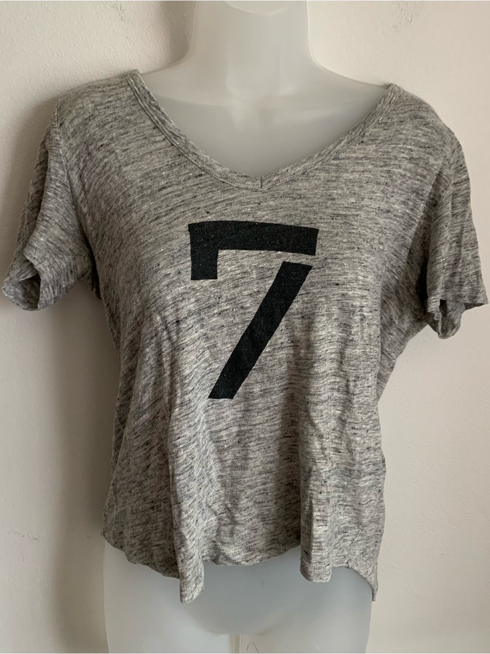 Banana Republic Gray V-Neck Crop Top with Black '7' Graphic